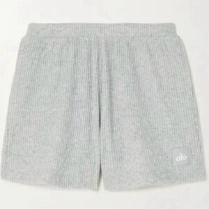 Alo Yoga Muse Gray Ribbed Shorts Size Medium